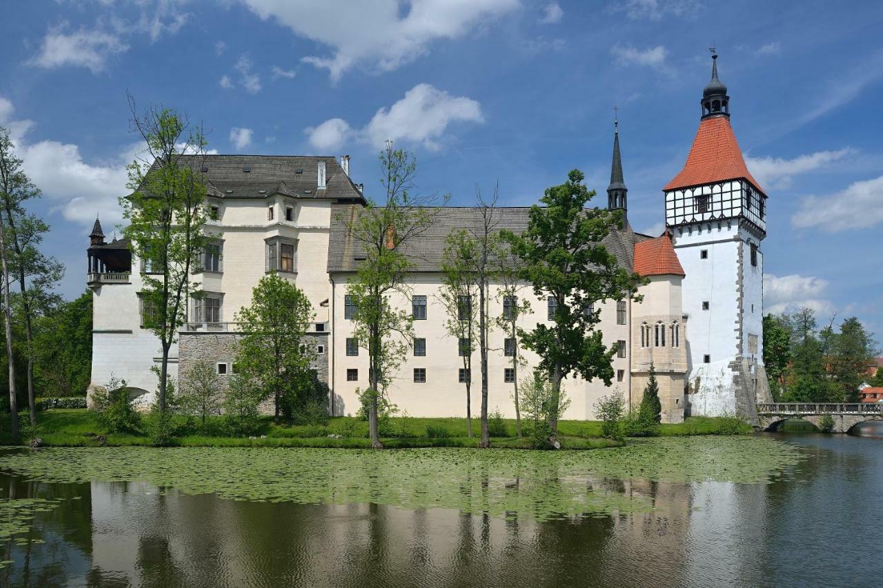 Villa Castle Area Blatná Exterior foto